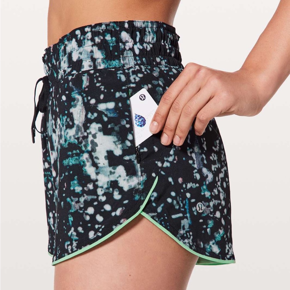 Lululemon Choose A Side Short *3" Pixel Haze Multi Black / Dragonfly